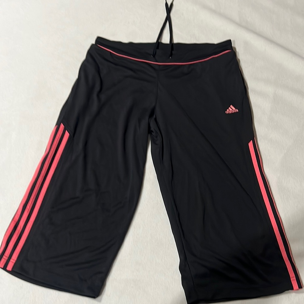 Adidas women’s activewear outerwear good condition